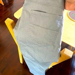 Calvein Klein chinos for men Size 30x30